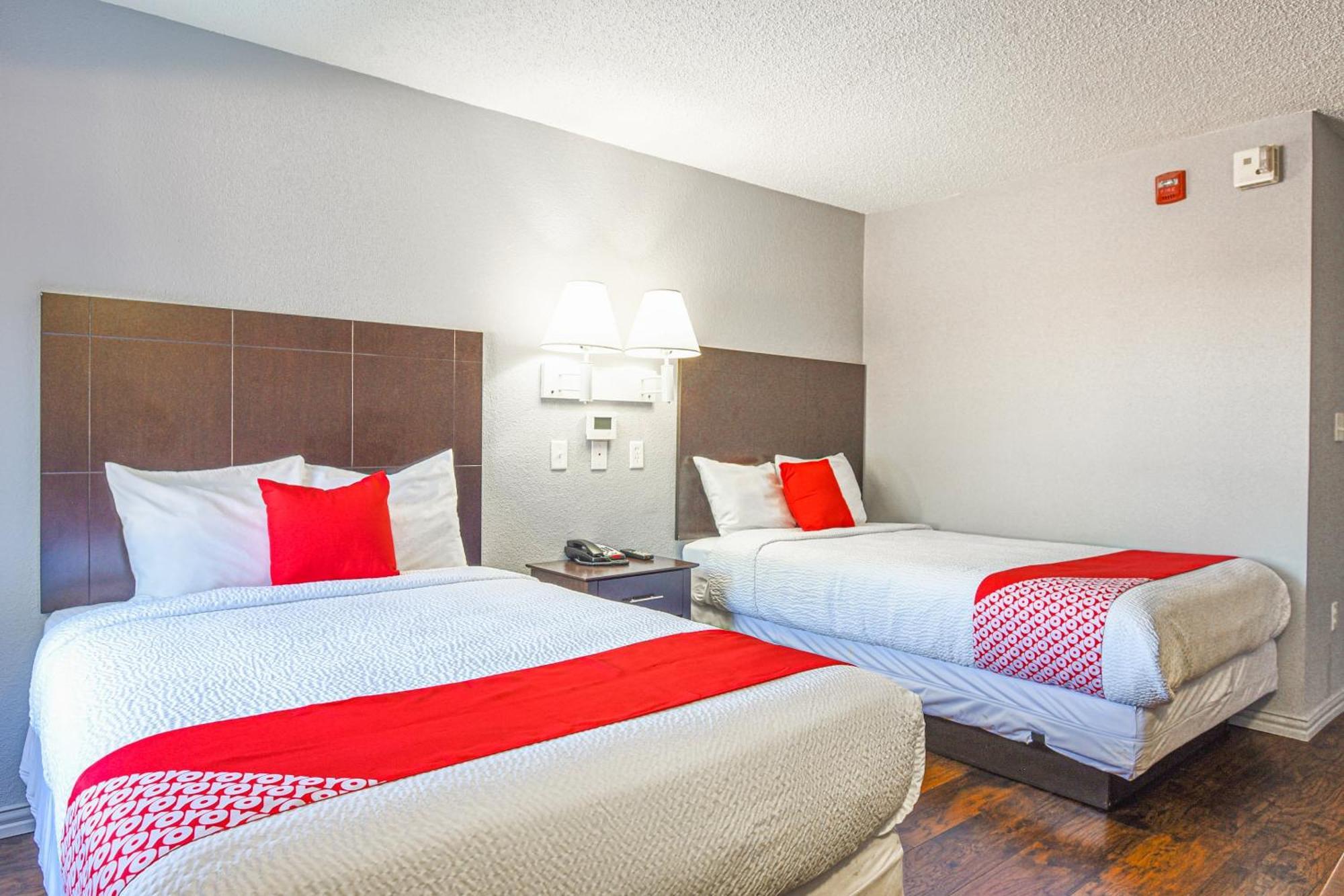 Oyo Hotel Irving Dfw Airport South Εξωτερικό φωτογραφία