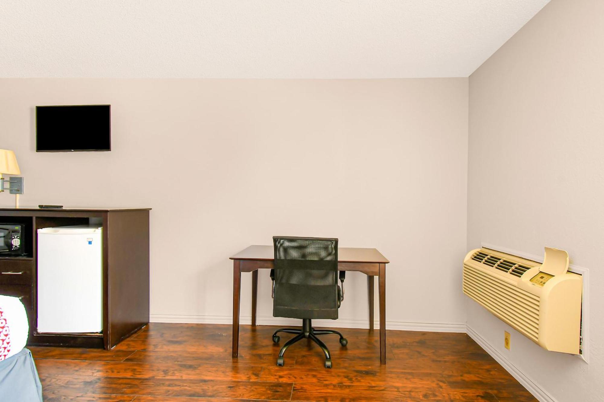 Oyo Hotel Irving Dfw Airport South Εξωτερικό φωτογραφία